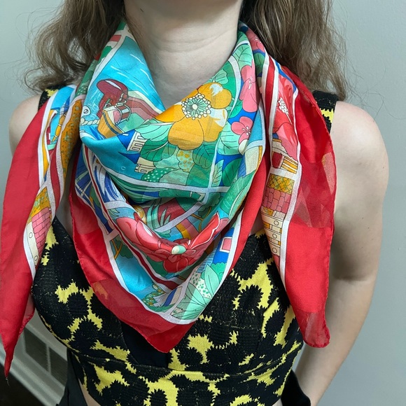 NWOT Gorgeous Italian red silk scarf - Picture 2 of 11